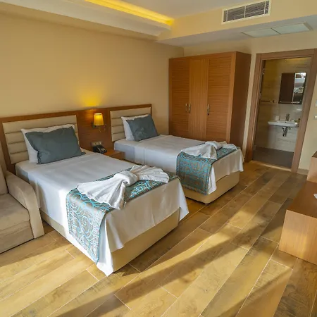Live Hotel