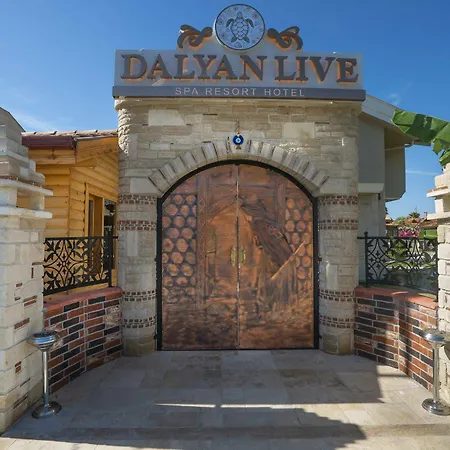 Live Hotel 3*